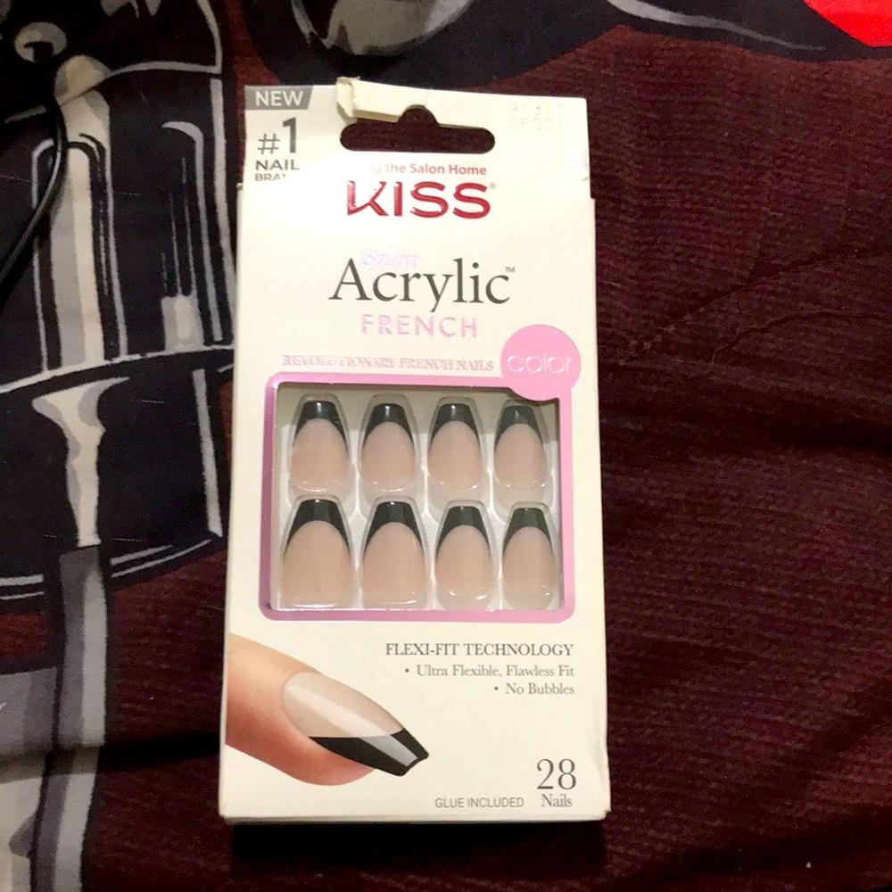 💅🆕Kiss Nails Salon Acrylic French Tip Nails!Short Length Coffin Nails “Flame”